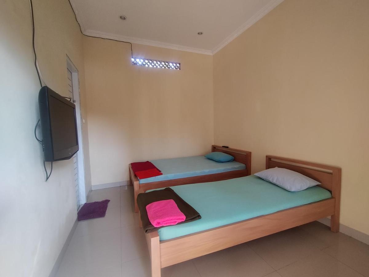 Villa Batu Tua Puncak Mitra Reddoorz Bogor Kültér fotó